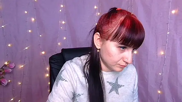 NinaFlawlees online show from March 2026 12:44:02 PM