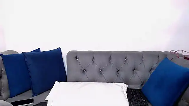 Snapshot of CanndyBrunett chatting on February 2025 02:06:02 PM CanndyBrunett online show from February 2025 02:06:02 PM