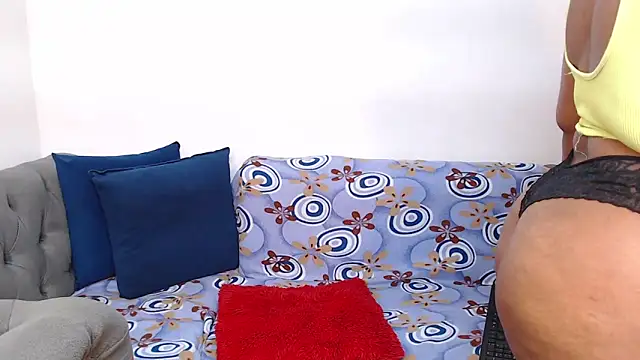 Snapshot of CanndyBrunett chatting on March 2025 08:37:02 PM CanndyBrunett online show from March 2025 08:37:02 PM