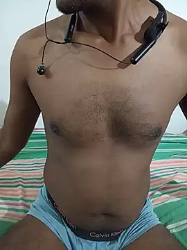 robinsan1010 online show from June 2026 03:45:01 PM