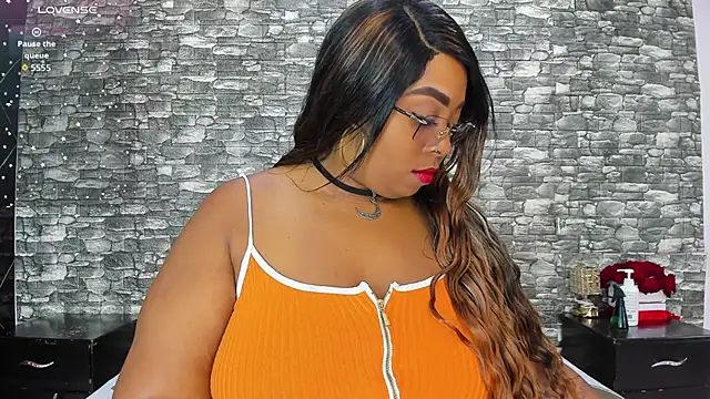 HannyMansonh online show from January 2026 03:23:01 AM