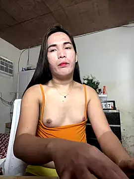 Snapshot of Msyensmith chatting on December 2025 01:00:01 AM Msyensmith online show from December 2025 01:00:01 AM