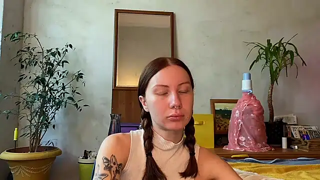 elfess online show from September 2025 07:08:02 AM