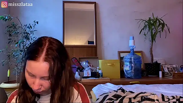 elfess online show from November 2025 10:38:01 AM