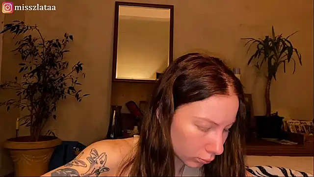 elfess online show from November 2025 05:06:01 AM