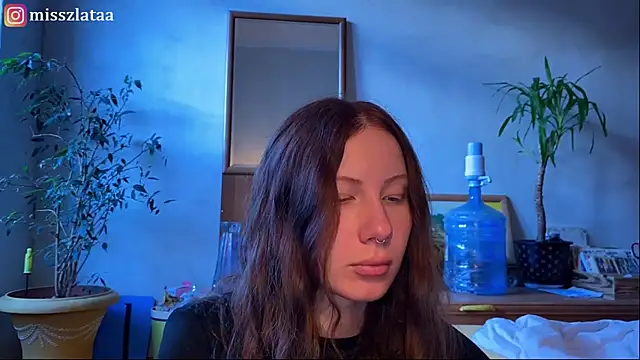 elfess online show from November 2025 11:40:02 AM