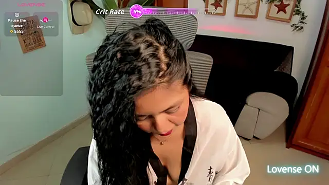 Snapshot of miss-katty chatting on May 2026 02:13:01 PM miss-katty online show from May 2026 02:13:01 PM