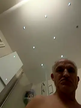 KielerMen online show from December 2025 02:45:02 PM