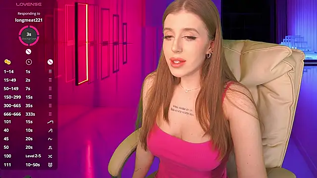 Snapshot of PenellopaRaw chatting on January 2025 09:24:01 PM PenellopaRaw online show from January 2025 09:24:01 PM