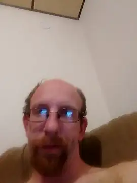 Snapshot of TaylorBlaze chatting on December 2025 02:06:02 AM TaylorBlaze online show from December 2025 02:06:02 AM