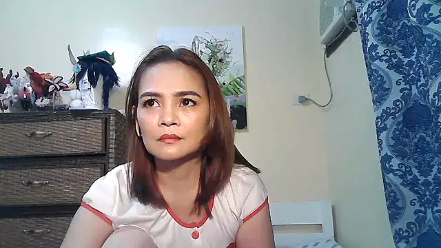 Kisses-13 online show from October 2025 02:45:02 PM