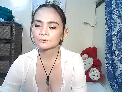 Kisses-13 online show from November 2025 01:51:01 PM