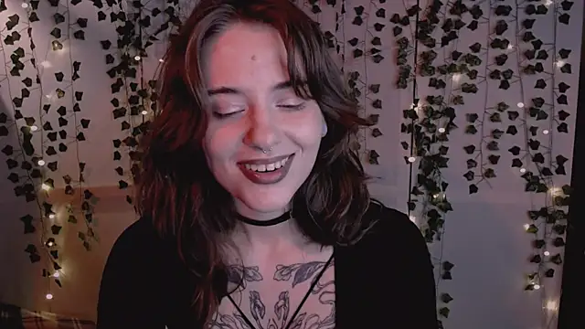 risha laas online show from December 2025 08:16:02 PM