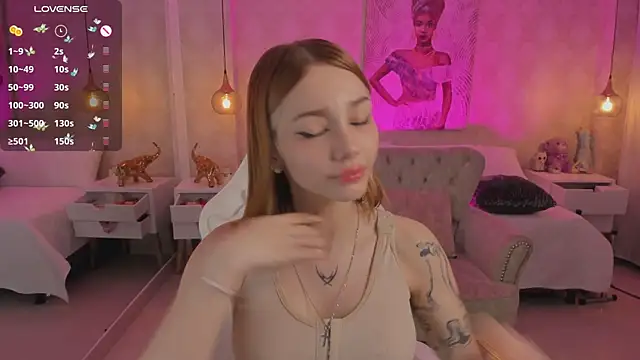 LITTLE-VIVI online show from March 2025 06:37:01 AM