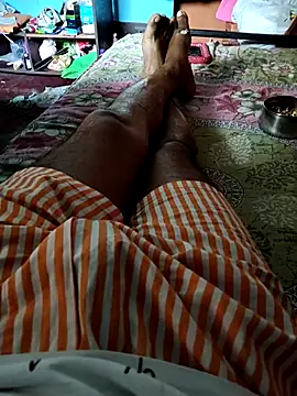 Snapshot of pinklips72 chatting on October 2025 06:02:02 AM pinklips72 online show from October 2025 06:02:02 AM