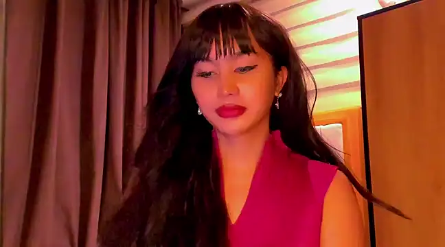 YOURCRISTINAS online show from March 2025 09:30:01 AM