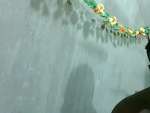 2ocmaxi online show from October 2025 02:52:02 PM