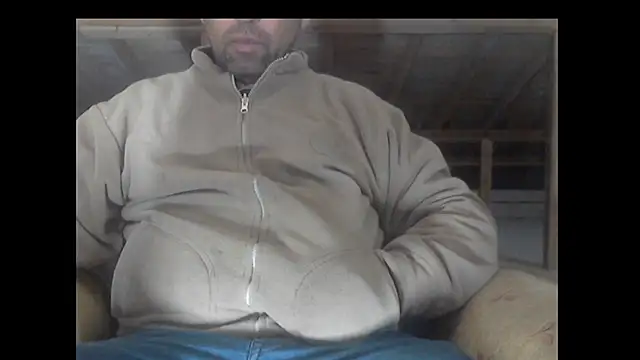 Snapshot of masculine_bear_daddy chatting on January 2025 05:37:02 PM masculine bear daddy online show from January 2025 05:37:02 PM
