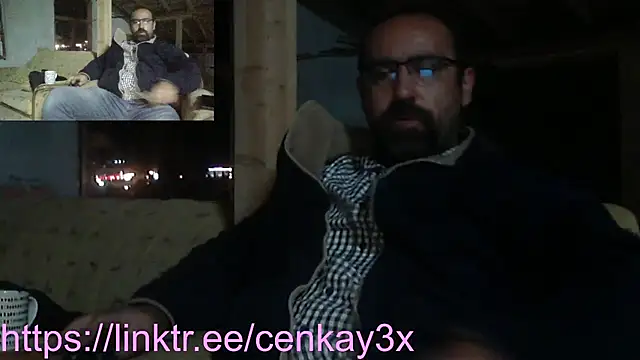 Snapshot of masculine_bear_daddy chatting on November 2025 04:28:01 PM masculine bear daddy online show from November 2025 04:28:01 PM