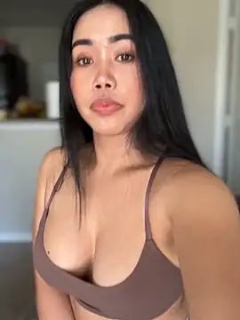 Snapshot of JazzieXo chatting on December 2024 05:08:02 PM JazzieXo online show from December 2024 05:08:02 PM