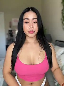 Snapshot of JazzieXo chatting on December 2024 05:04:02 PM JazzieXo online show from December 2024 05:04:02 PM