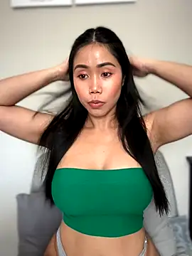 Snapshot of JazzieXo chatting on October 2025 06:48:01 PM JazzieXo online show from October 2025 06:48:01 PM