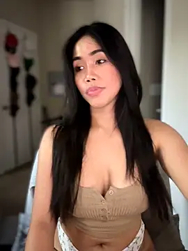 Snapshot of JazzieXo chatting on October 2025 09:27:02 PM JazzieXo online show from October 2025 09:27:02 PM