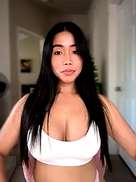 Snapshot of JazzieXo chatting on December 2025 08:26:02 PM JazzieXo online show from December 2025 08:26:02 PM