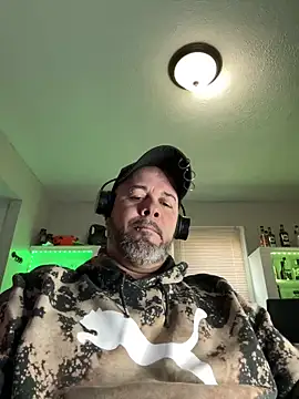 Snapshot of Cristian-Brayan chatting on March 2025 12:35:02 PM Cristian-Brayan online show from March 2025 12:35:02 PM