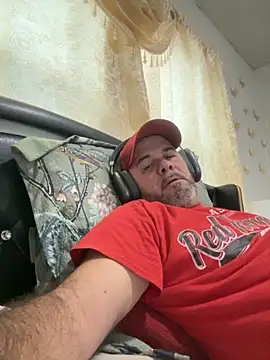 Snapshot of Cristian-Brayan chatting on September 2025 10:35:02 PM Cristian-Brayan online show from September 2025 10:35:02 PM