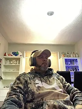 Snapshot of Cristian-Brayan chatting on October 2025 04:11:01 PM Cristian-Brayan online show from October 2025 04:11:01 PM