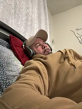 Snapshot of Cristian-Brayan chatting on November 2025 11:54:01 AM Cristian-Brayan online show from November 2025 11:54:01 AM