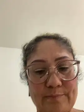 Snapshot of gabiTetas chatting on December 2024 08:21:02 PM gabiTetas online show from December 2024 08:21:02 PM