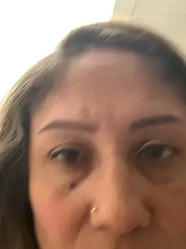 Snapshot of gabiTetas chatting on December 2024 05:18:02 PM gabiTetas online show from December 2024 05:18:02 PM