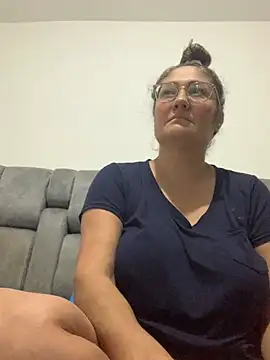 Snapshot of gabiTetas chatting on January 2025 11:20:02 AM gabiTetas online show from January 2025 11:20:02 AM