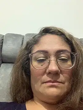 Snapshot of gabiTetas chatting on January 2025 11:32:01 AM gabiTetas online show from January 2025 11:32:01 AM