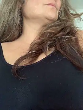 Snapshot of gabiTetas chatting on March 2025 08:00:02 PM gabiTetas online show from March 2025 08:00:02 PM