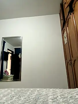 Snapshot of gabiTetas chatting on October 2025 07:27:01 PM gabiTetas online show from October 2025 07:27:01 PM