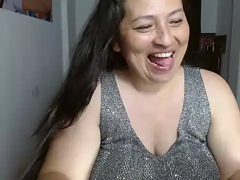 Victoriaevans1 online show from May 2026 06:37:02 PM