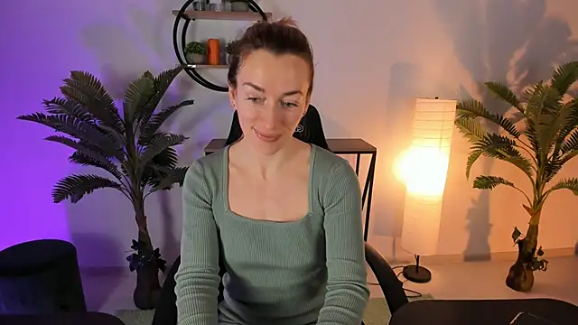 RebeccaMartinez online show from February 2025 05:09:01 AM