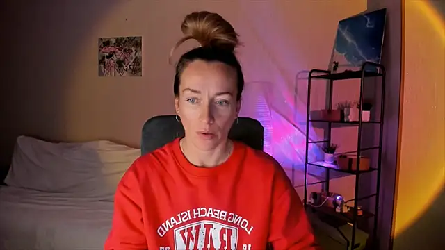 RebeccaMartinez online show from October 2025 08:57:02 AM