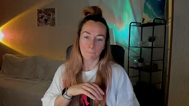 RebeccaMartinez online show from December 2025 10:11:02 AM