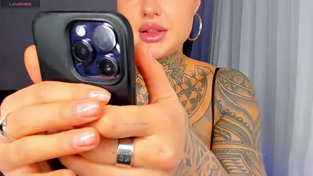 Snapshot of pantera_flashh chatting on January 2026 12:15:02 AM pantera flashh online show from January 2026 12:15:02 AM