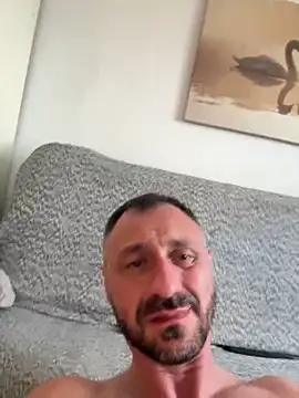 alejandrobgxh online show from February 2025 01:27:01 PM