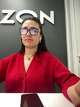 Snapshot of Sweet_Lollypop chatting on March 2025 05:02:01 PM Sweet Lollypop online show from March 2025 05:02:01 PM