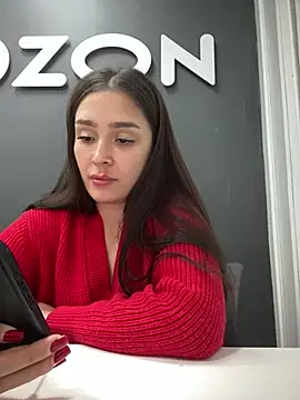 Snapshot of Sweet_Lollypop chatting on March 2025 04:31:02 PM Sweet Lollypop online show from March 2025 04:31:02 PM