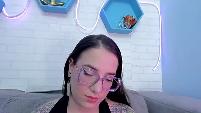 DEVA BLUE  online show from January 2025 06:24:02 AM