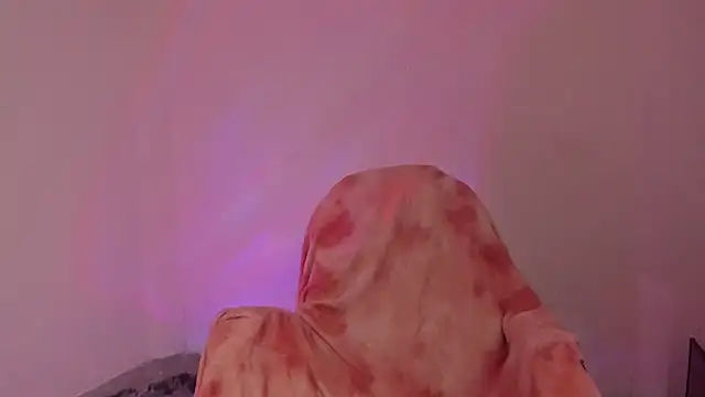 Snapshot of _lh_ chatting on October 2025 01:12:02 PM lh online show from October 2025 01:12:02 PM