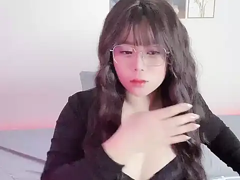   Lyly   online show from November 2025 01:50:02 AM