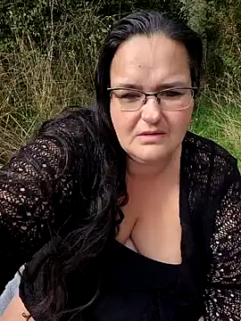 XxGipsyxX online show from September 2025 01:55:01 PM